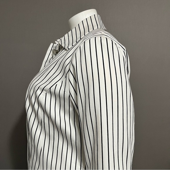 ⭐️Chaps White & Black Striped 100% Cotton Button Front Blazer / Jacket S… - Picture 2 of 9
